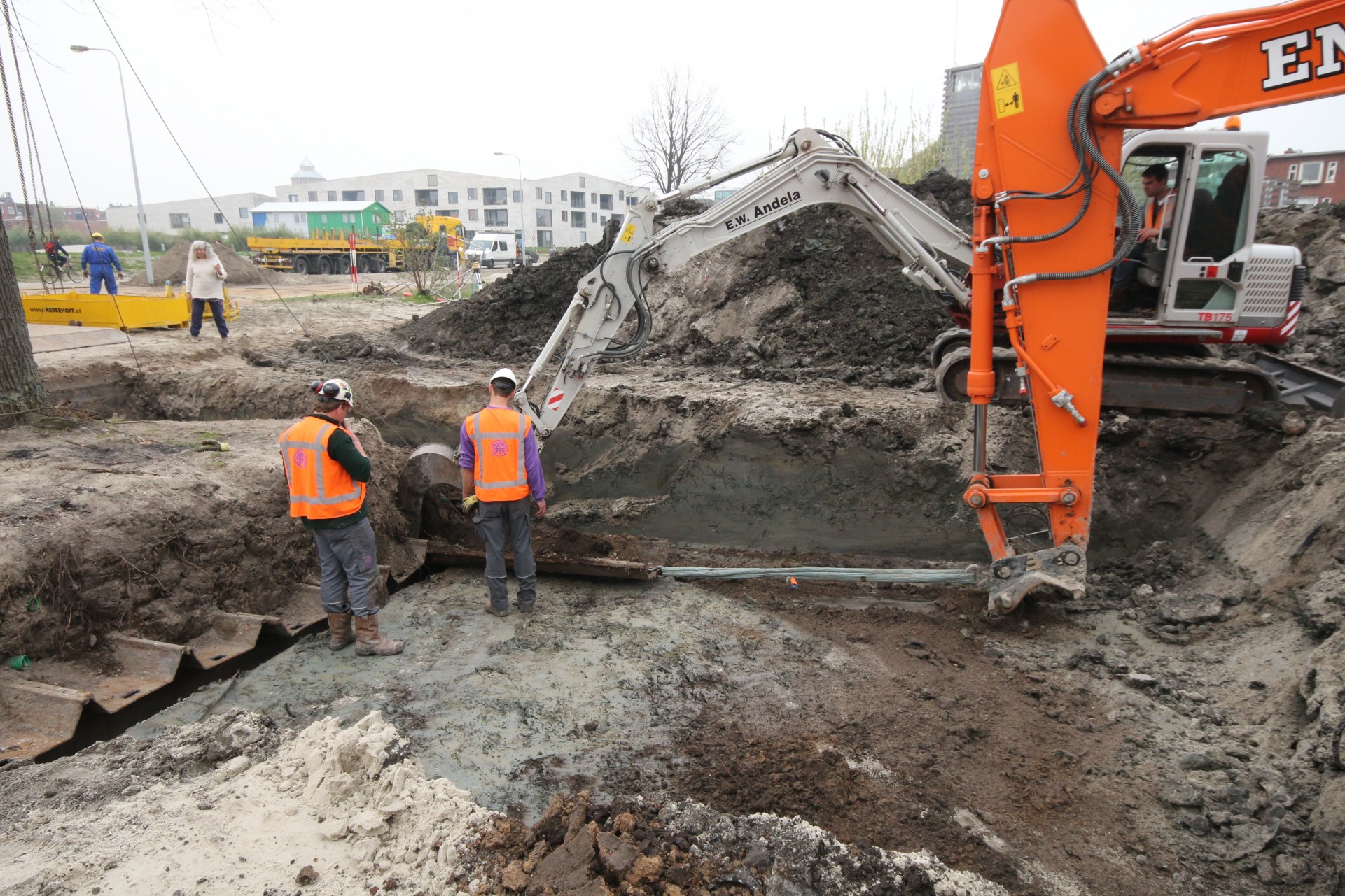 weghalen damwanden na verplanting palletmethode